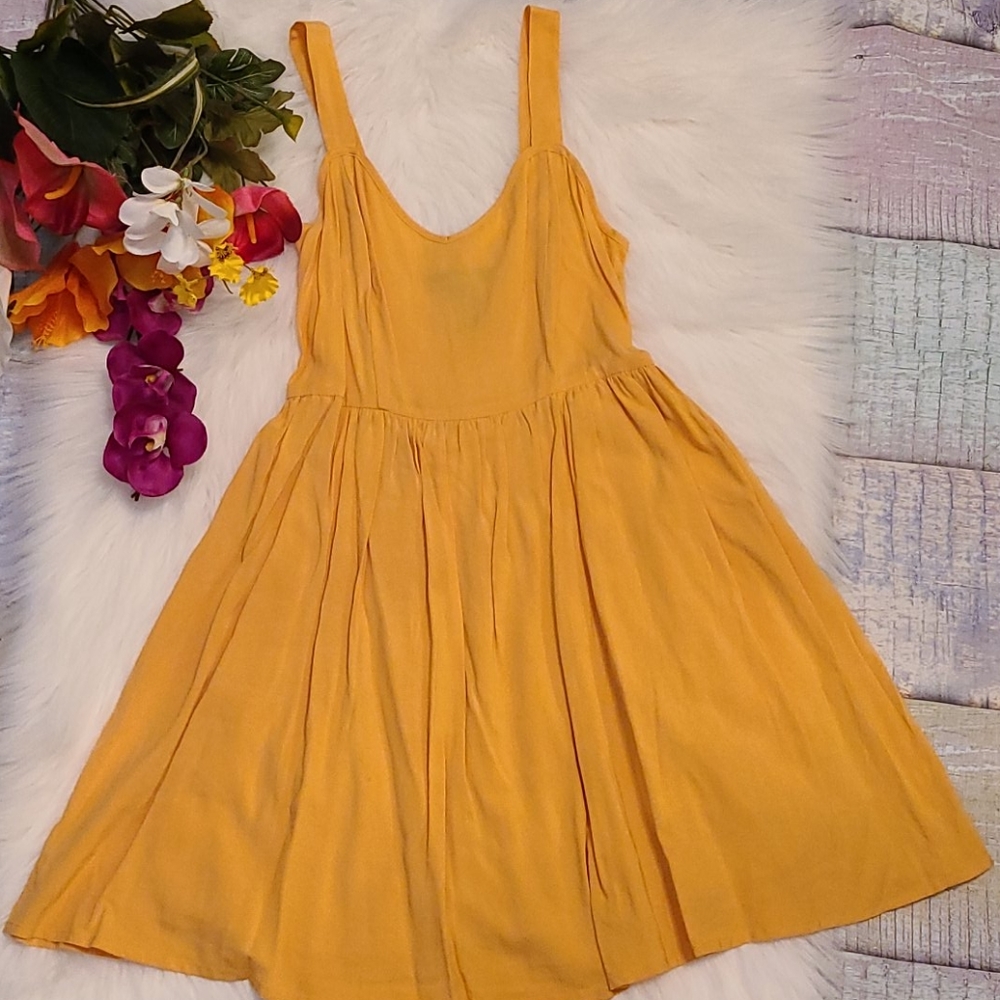 Yellow dress💛*NWOT *